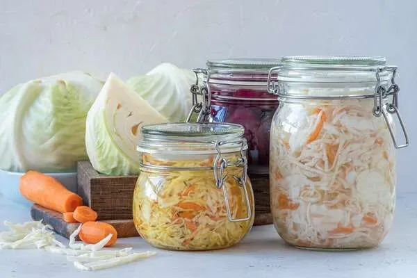 Quel est l’intérêt de la lactofermentation ? Comment préparer et déguster ses légumes lactofermentés ?